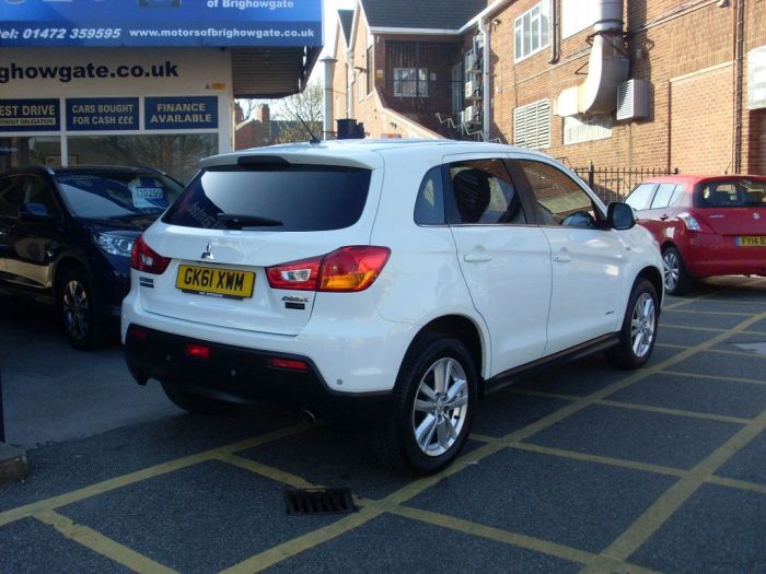 Mitsubishi ASX 1.6i 4 ClearTec 5dr Hatchback Petrol White