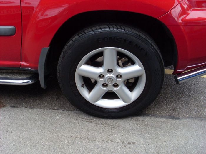 Nissan X Trail 2.0i Sport 5dr Estate Petrol Bright Red