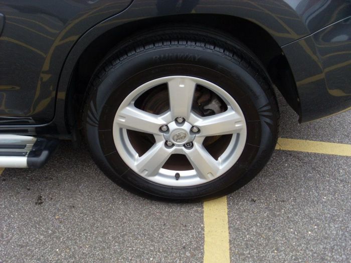 Toyota Rav-4 2.2 D-4D XT4 5dr Estate Diesel Grey Metallic