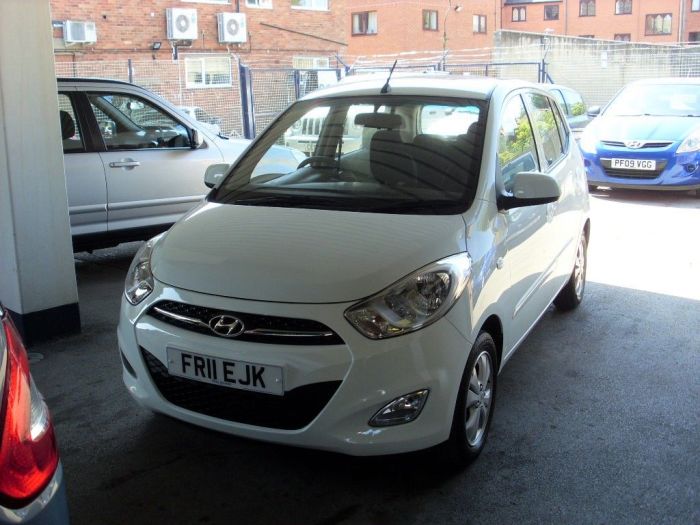 Hyundai i10 1.2 Active 5dr Auto Hatchback Petrol White