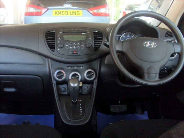 Hyundai i10 1.2 Active 5dr Auto Hatchback Petrol White