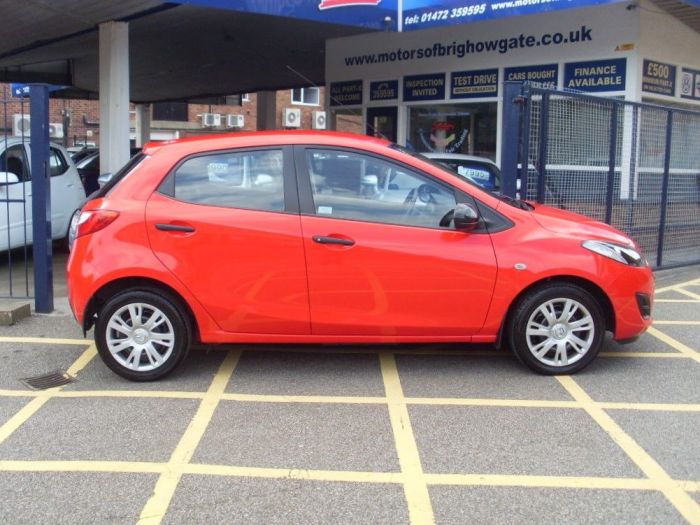 Mazda 2 1.3 TS 5dr Hatchback Petrol Red