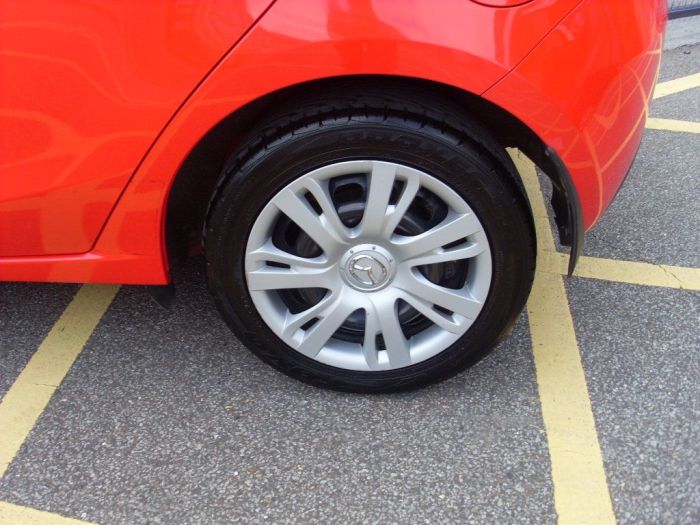 Mazda 2 1.3 TS 5dr Hatchback Petrol Red