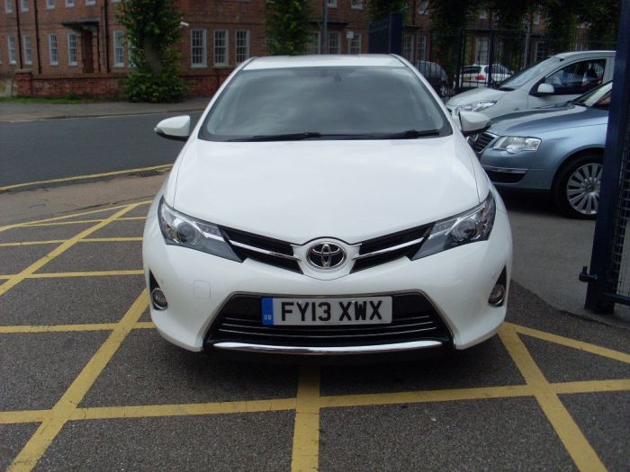 Toyota Auris 1.6 Excel 5dr Hatchback Petrol White