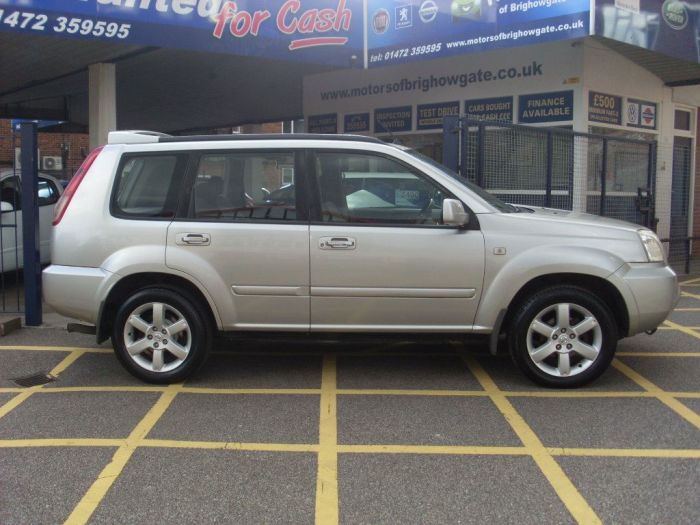 Nissan X Trail 2.2 dCi 136 Sport 5dr Estate Diesel Silver