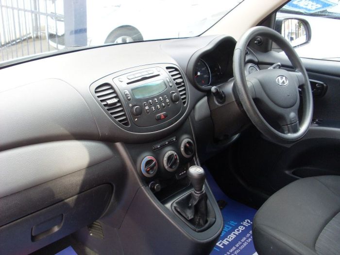 Hyundai i10 1.2 Classic 5dr Hatchback Petrol White
