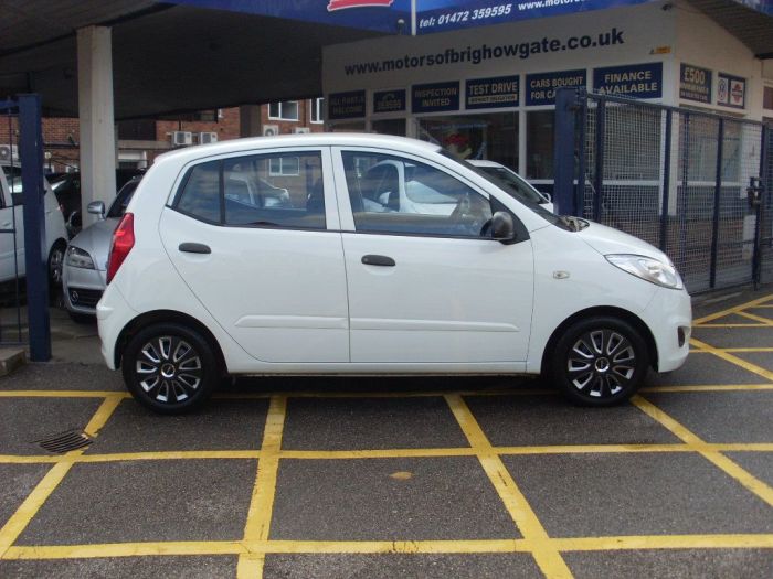 Hyundai i10 1.2 Classic 5dr Hatchback Petrol White