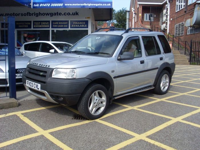 Land Rover Freelander 2.0 Td4 ES Premium SW 5dr Estate Diesel Silver