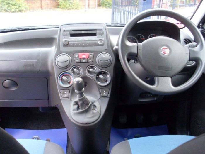 Fiat Panda 1.2 Dynamic ECO 5dr Hatchback Petrol Azzuro Blue