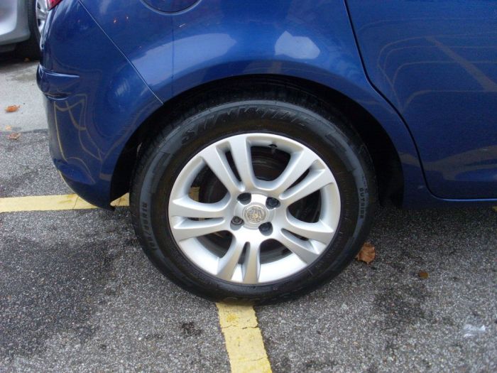 Vauxhall Corsa 1.2 16V Active 5dr Hatchback Petrol Metallic Blue